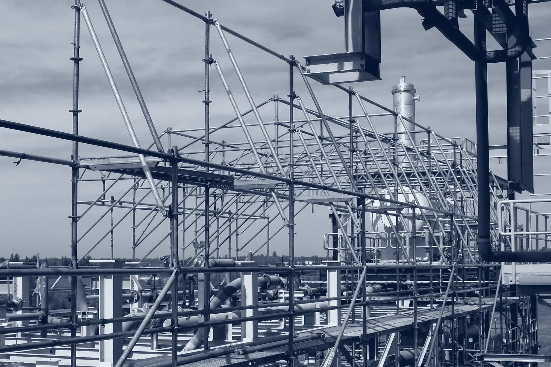 Plataformas de acceso en altura en la planta de Air Liquide, vista 4