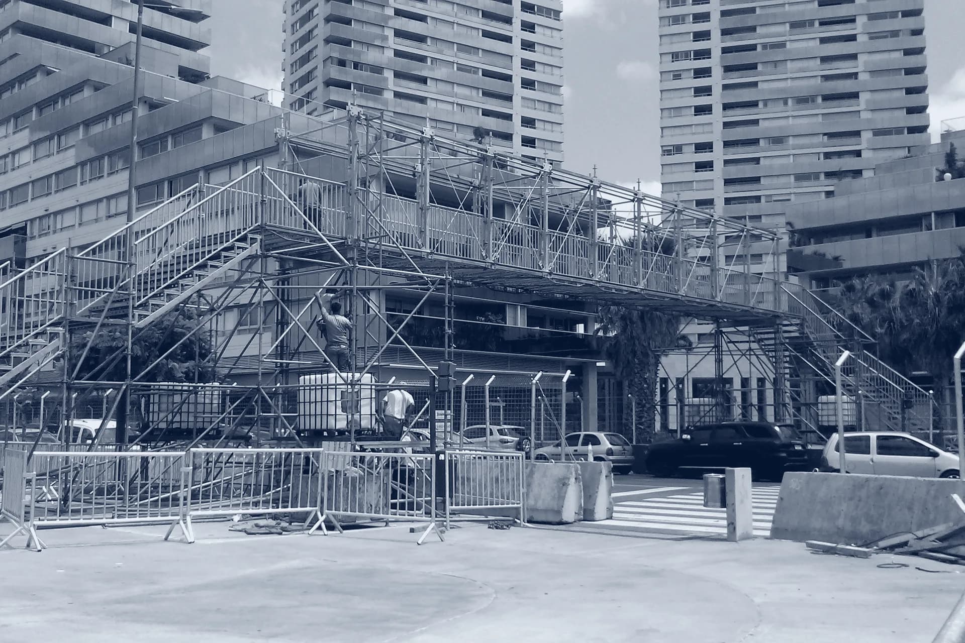 Andamiaje en el circuito del ePrix de Buenos Aires, fotografía de obra
